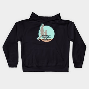 Behind every amazing son is amazing dad Kids Hoodie